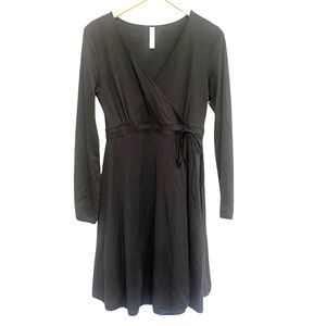 NWT Indigenous Luxe wrap dress
